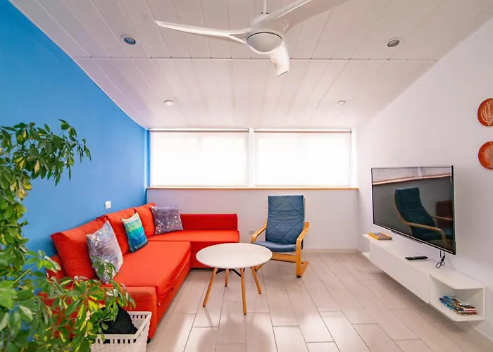 Costa Lairaga Suite junto a Canteras